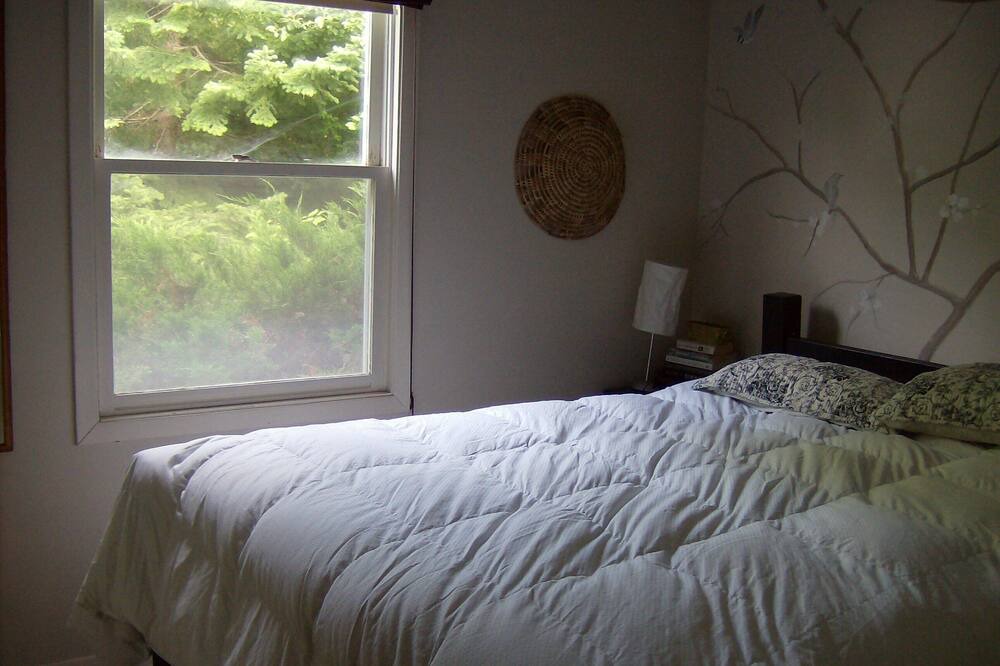Photo of Bedroom in Wentworth