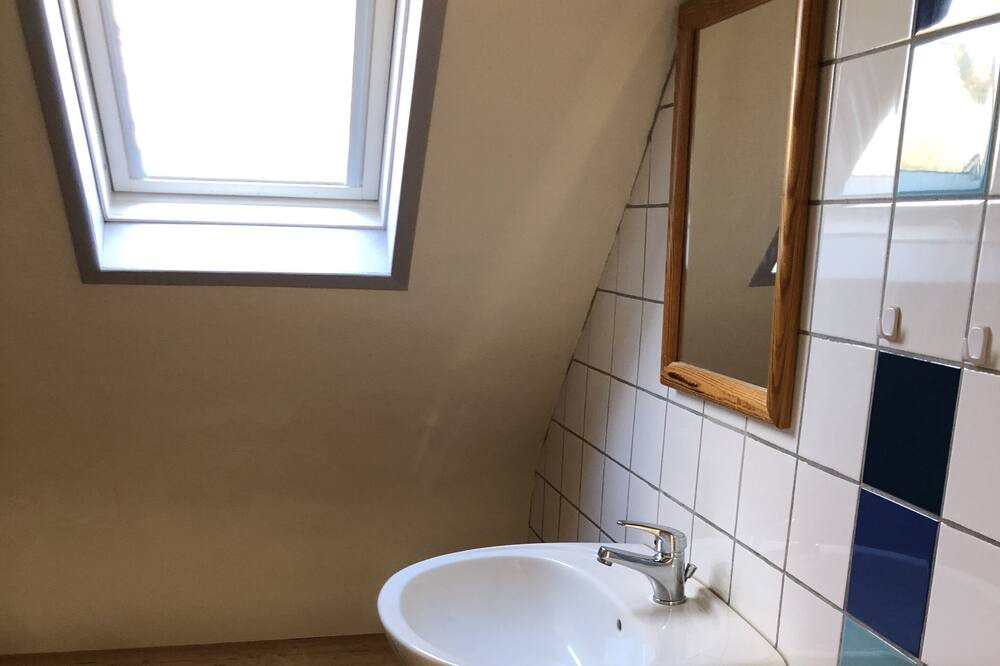 Photo of Bathroom in Fort-Mahon-Plage