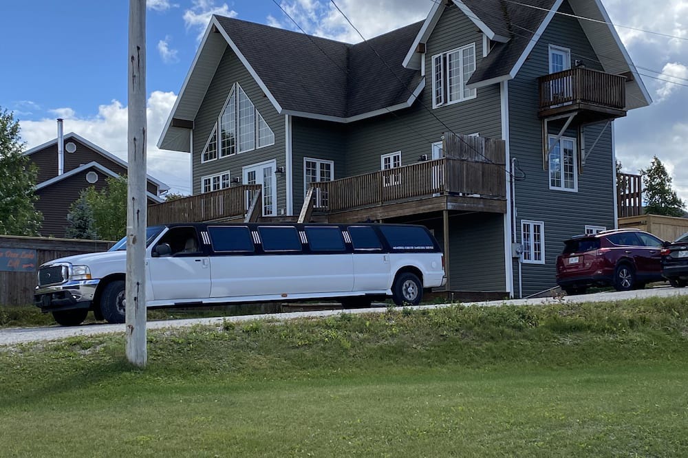 Photo of Outdoor in Deer Lake