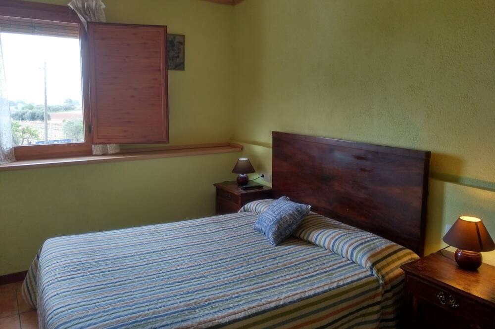 Photo of Bedroom in Font-Rubi