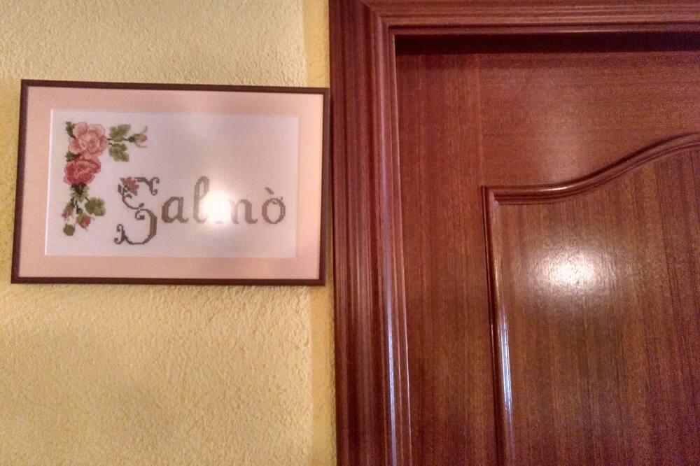 Photo of Bedroom in Font-Rubi