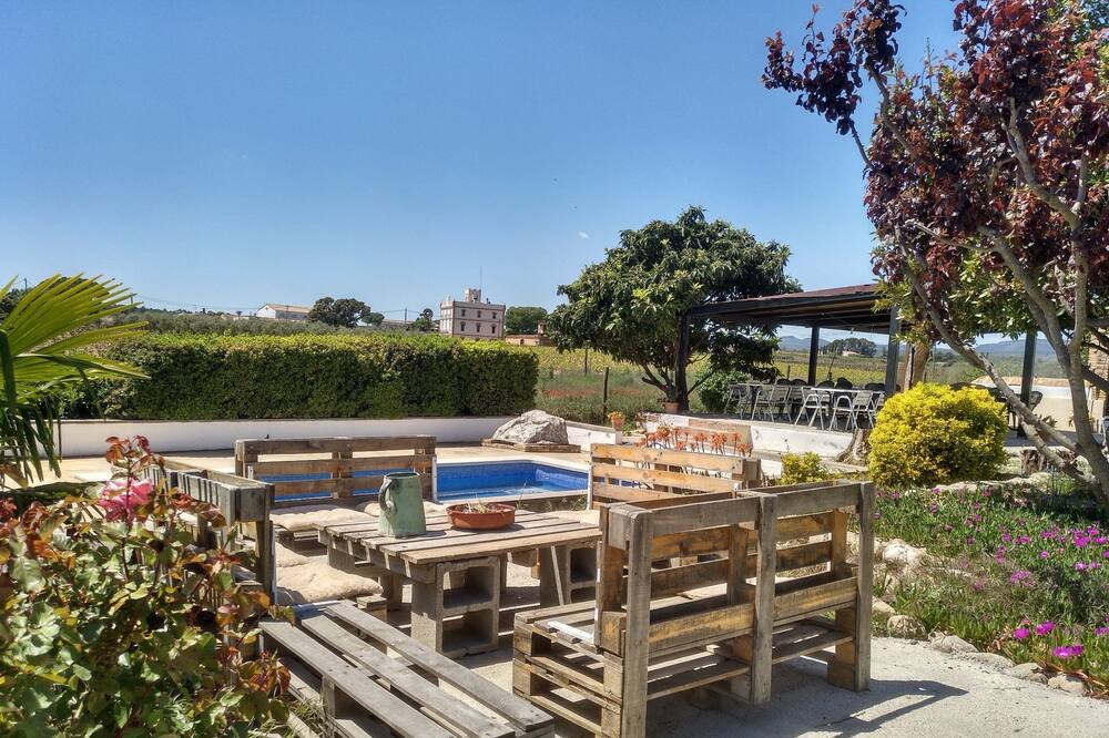 Photo of Patio Balcony in Font-Rubi