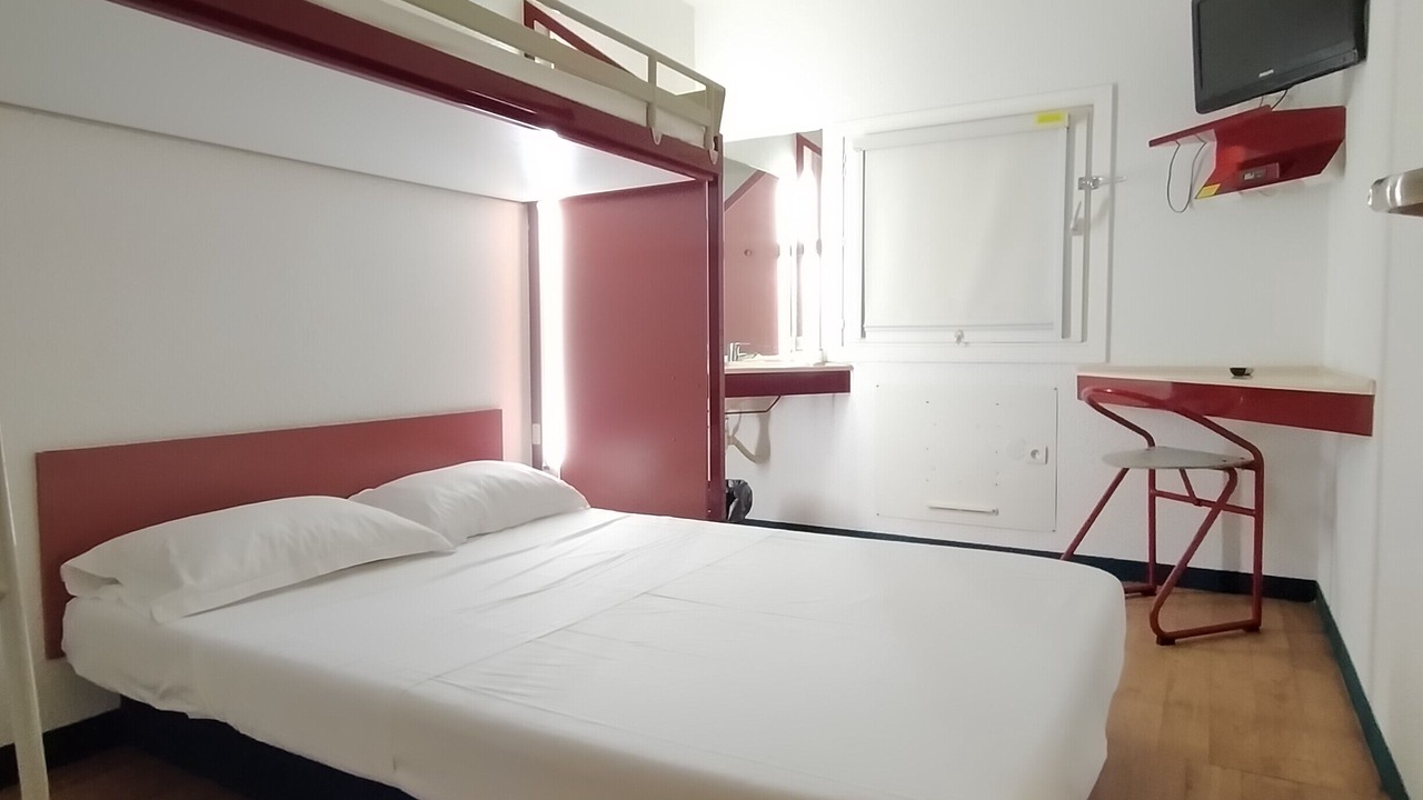 Photo of Bedroom in Frontignan