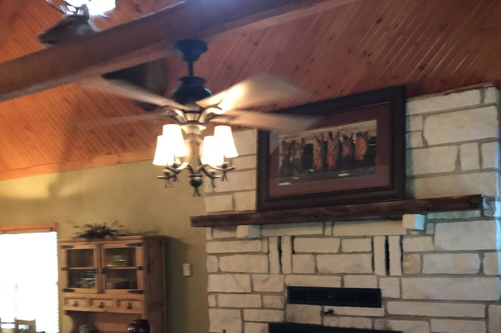 Photo of Livingroom in Antlers