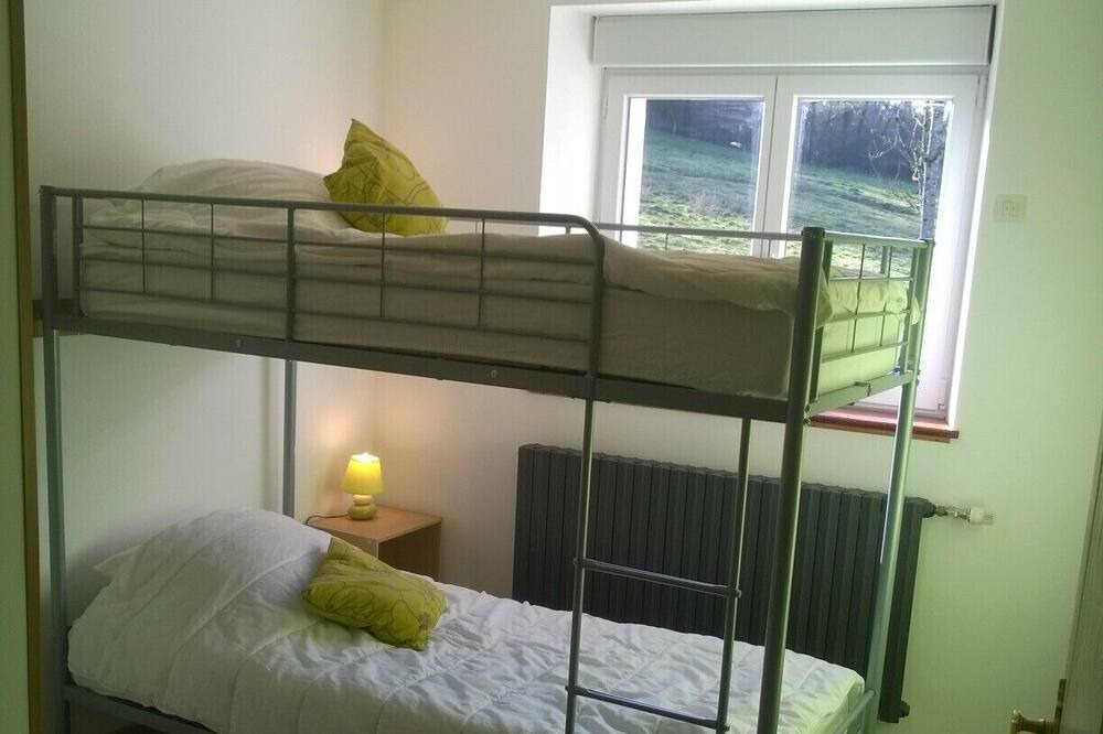 Photo of Bedroom in Perrancey-les-Vieux-Moulins
