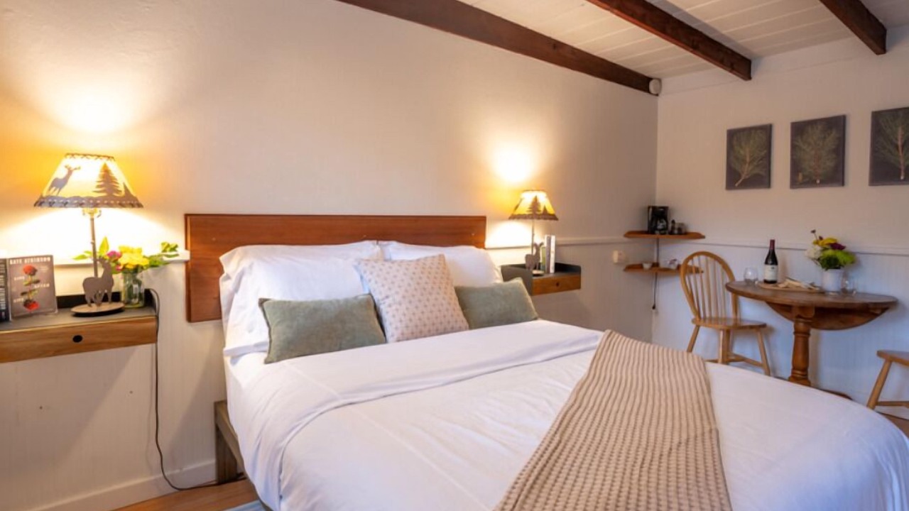 Photo of Others in Anderson Valley