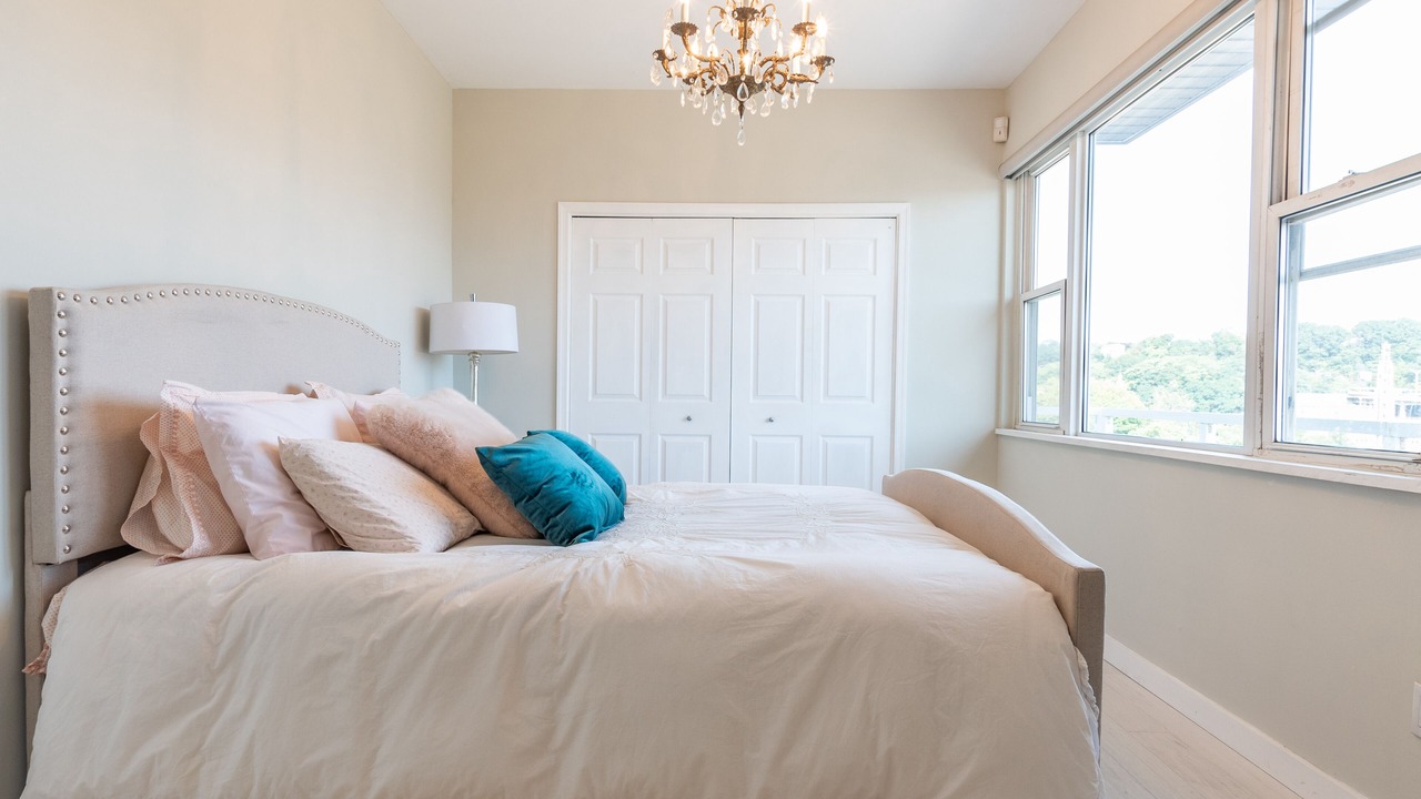Photo of Bedroom in Weehawken