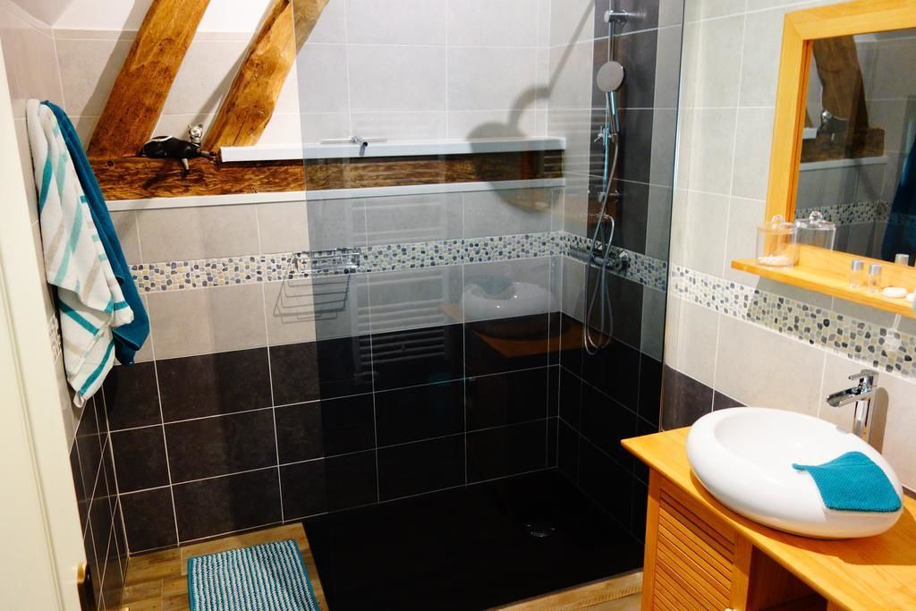 Photo of Bathroom in Tigny-Noyelle