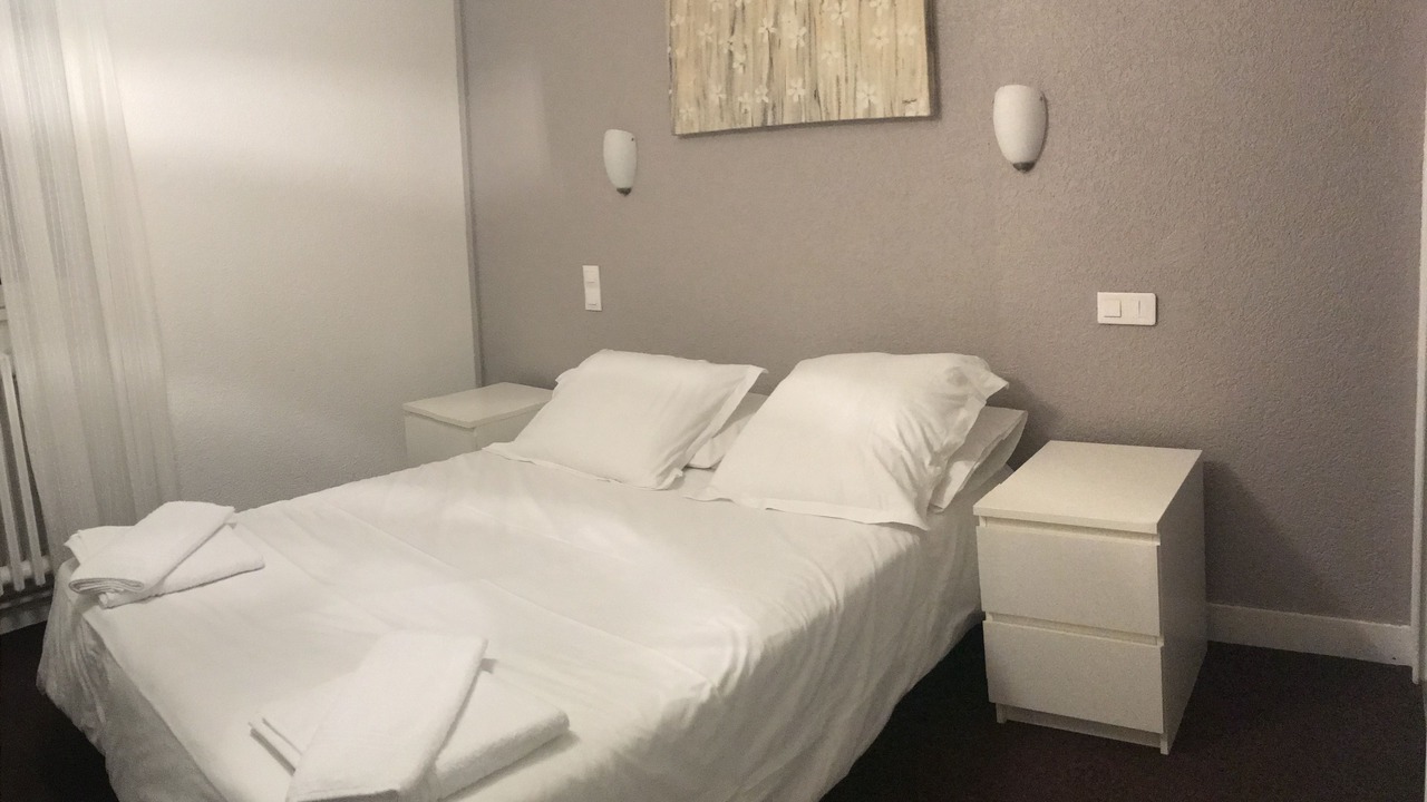 Photo of Bedroom in Marcilly-en-Villette