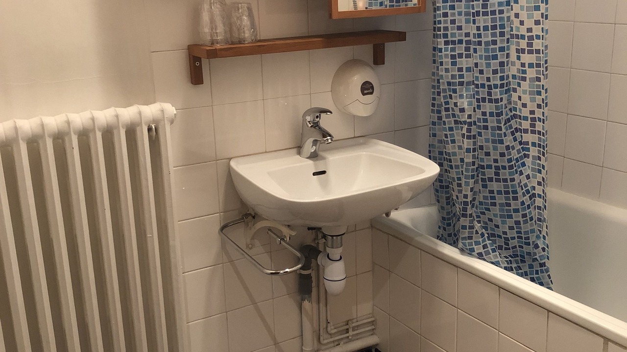 Photo of Bathroom in Marcilly-en-Villette