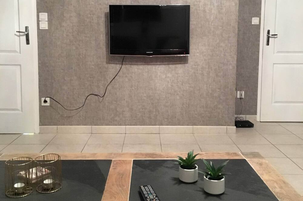 Photo of Bedroom in Hachan