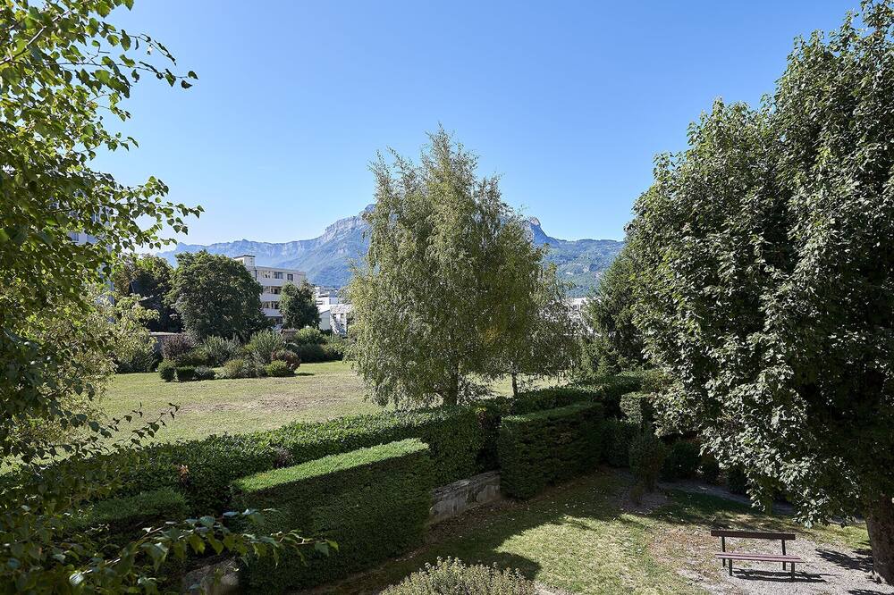 Photo of Outdoor in Quartier des Eaux-Claires