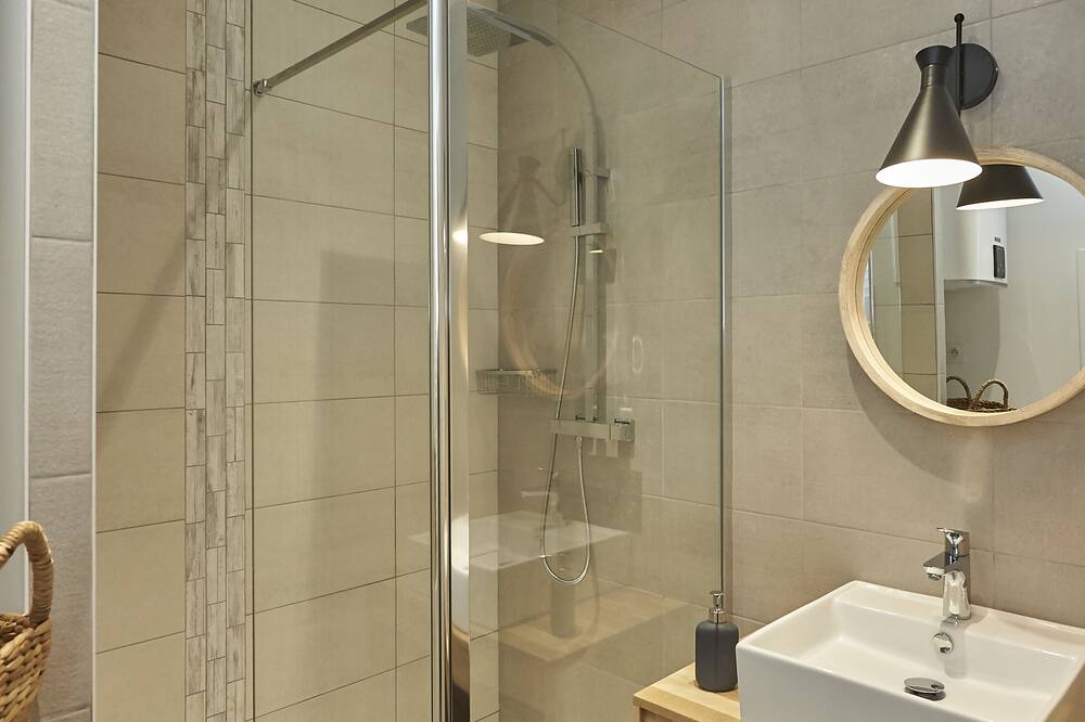 Photo of Bathroom in Quartier des Eaux-Claires