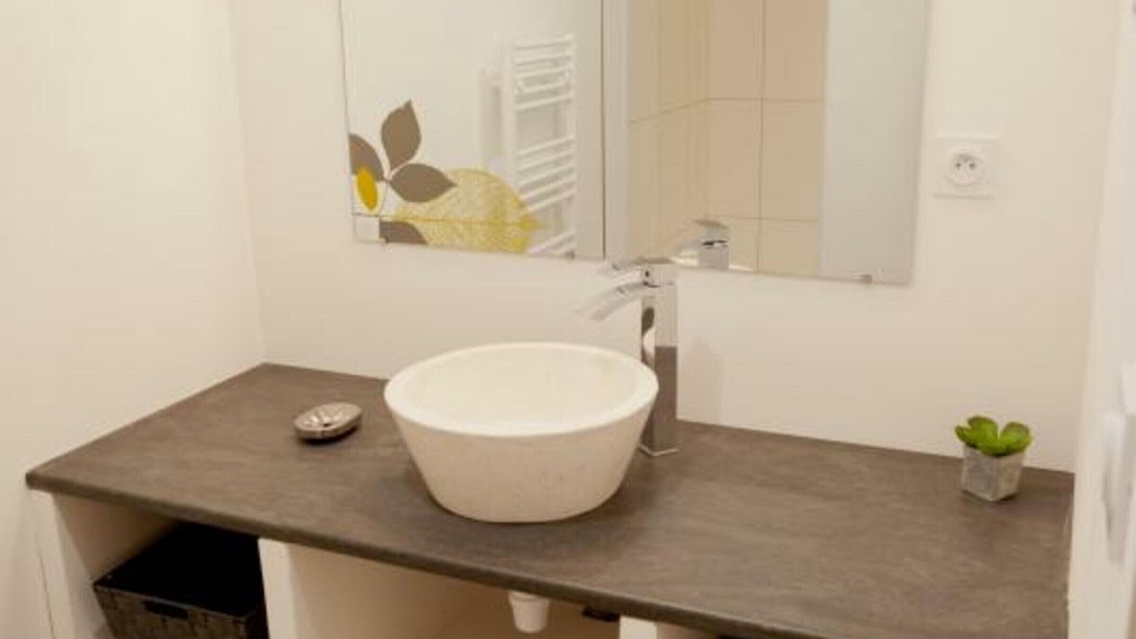 Photo of Bathroom in Le Cercueil