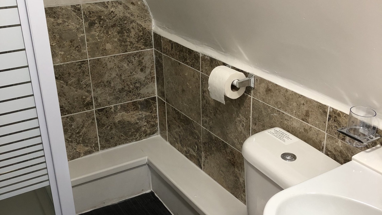 Photo of Others in Tower Hill