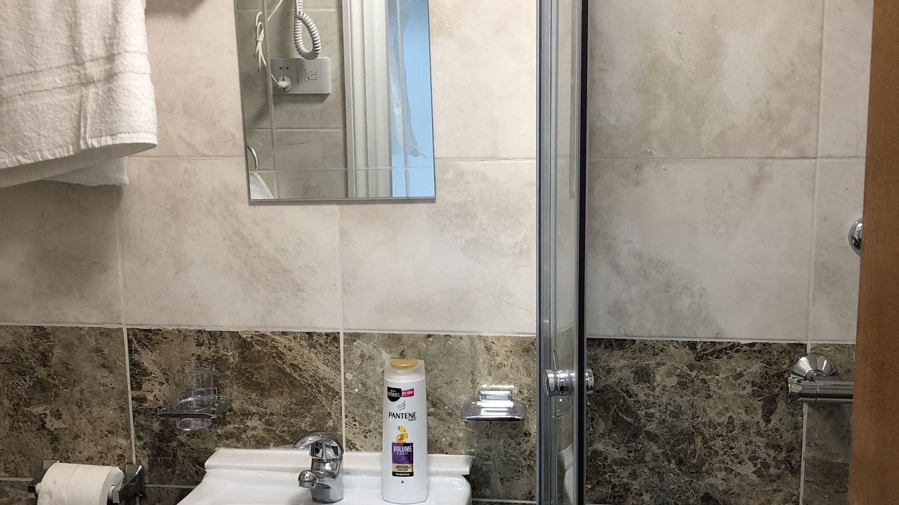 Photo of Others in Tower Hill