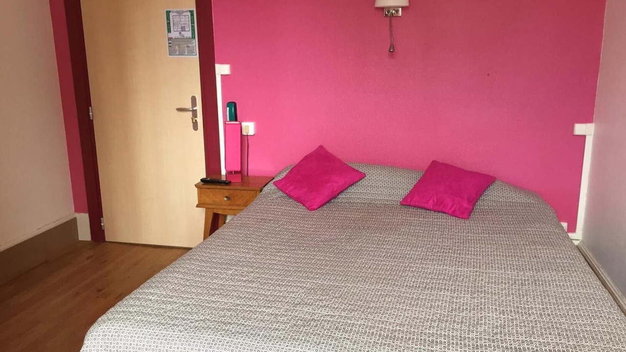 Photo of Others in Rully