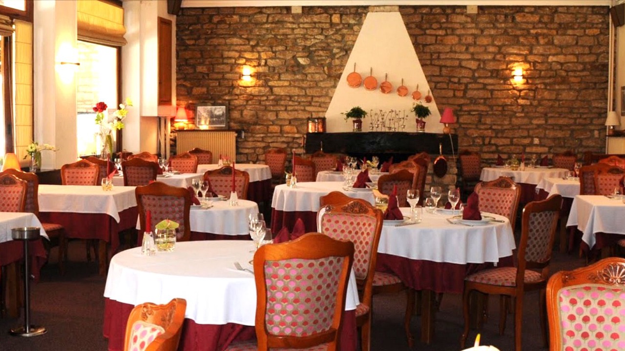 Photo of Others in Rully