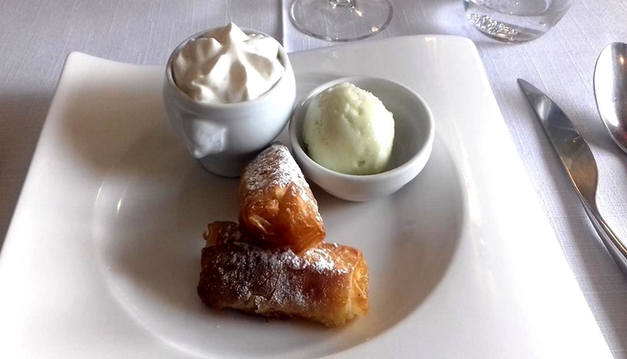 Photo of Others in Rully