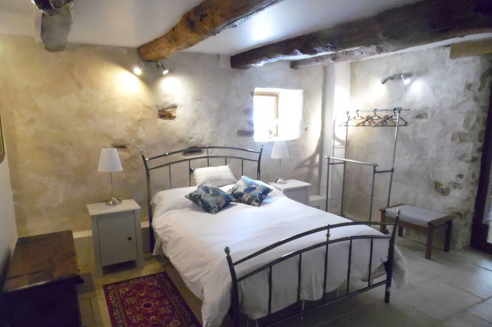 Photo of Bedroom in Vabre-Tizac