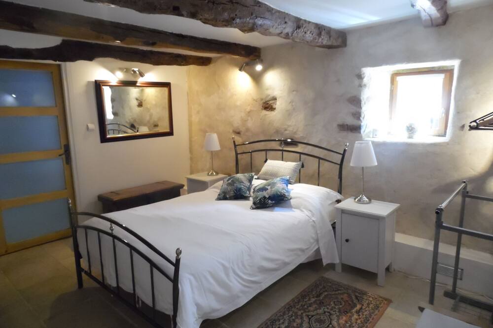 Photo of Bedroom in Vabre-Tizac