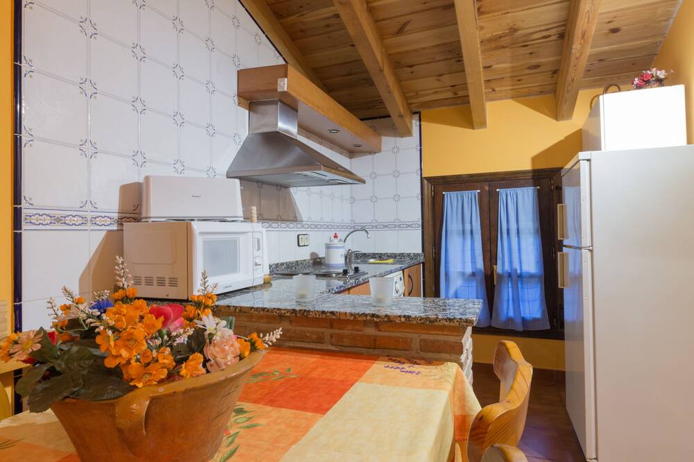 Photo of Kitchen in Lumbreras