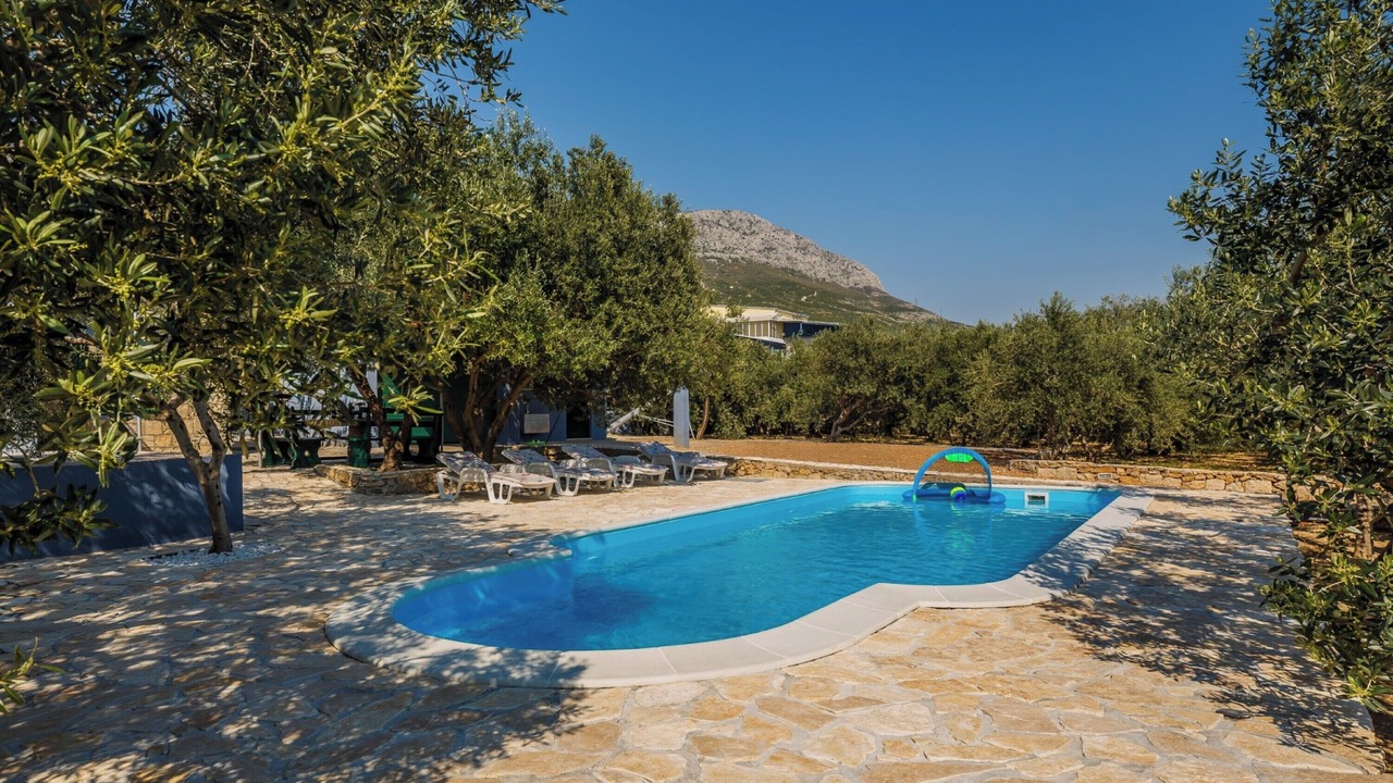 Photo of Outdoor in Kastel Sucurac