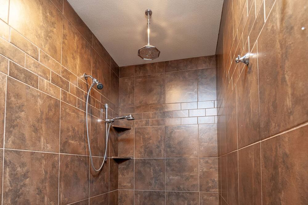 Photo of Bathroom in Piney