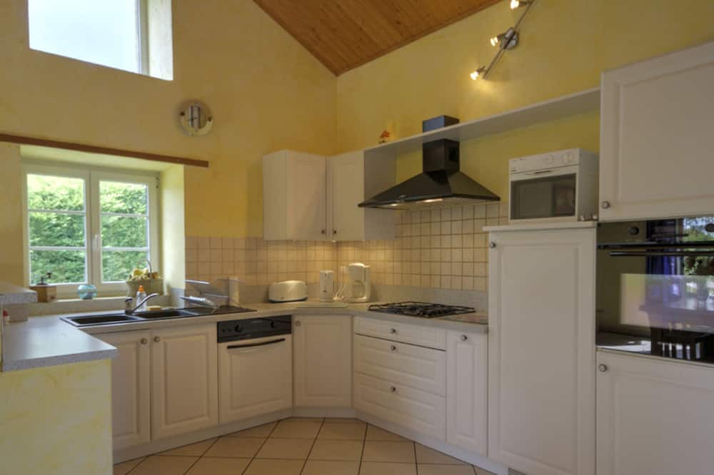 Photo of Kitchen in Aboen