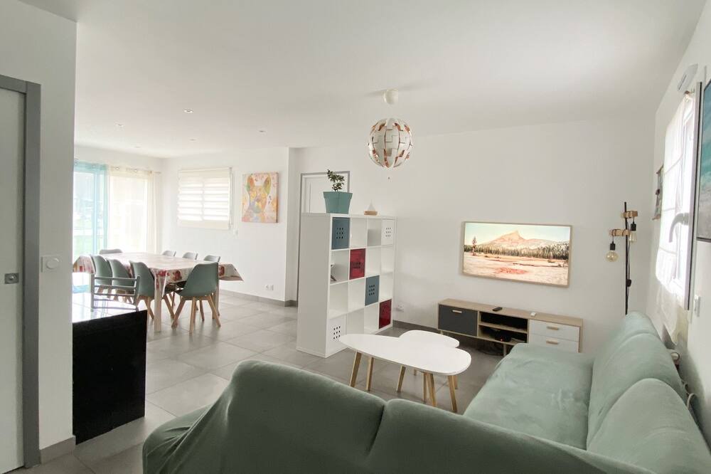 Photo of Livingroom in Saint-Molf
