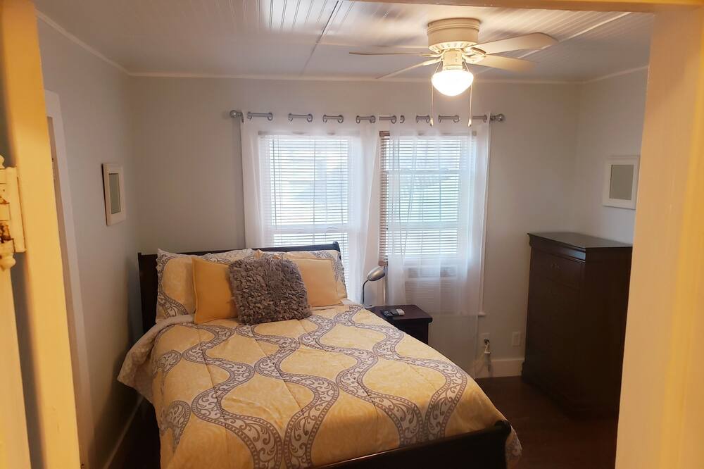 Photo of Bedroom in Kilgore