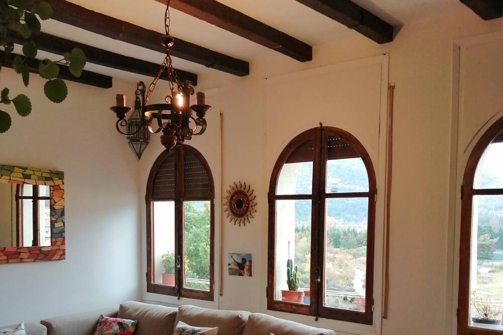 Photo of Livingroom in Abena