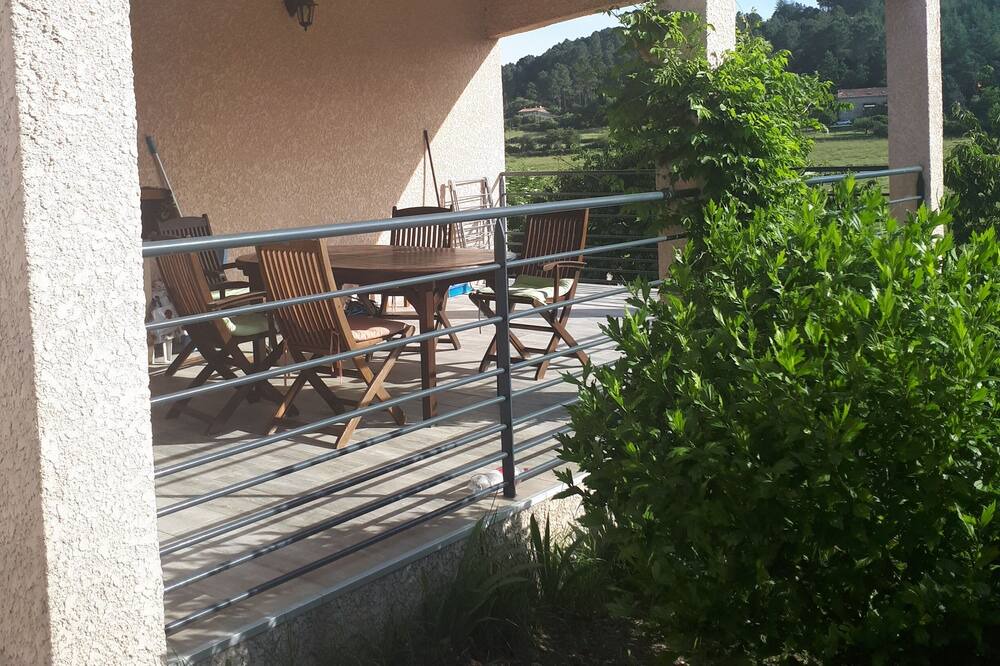 Photo of Patio Balcony in Laval-Pradel