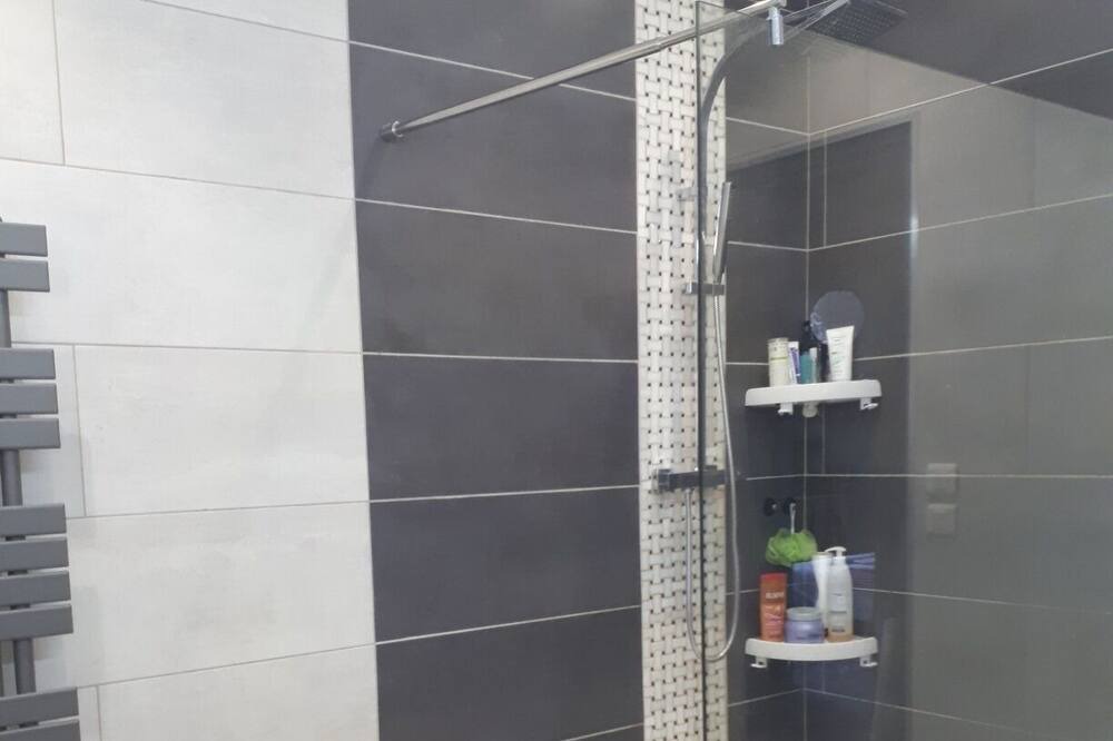 Photo of Bathroom in Laval-Pradel