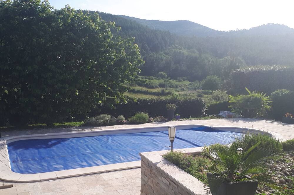 Photo of Outdoor in Laval-Pradel