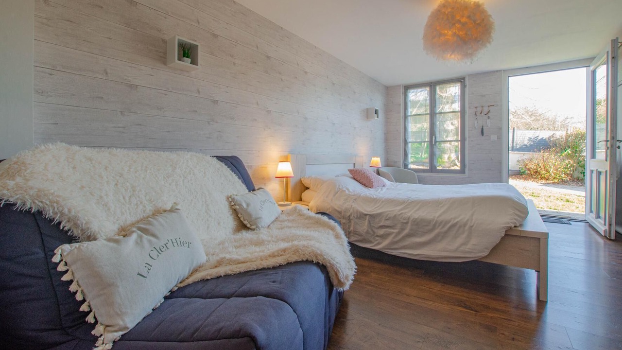 Photo of Bedroom in Clerey