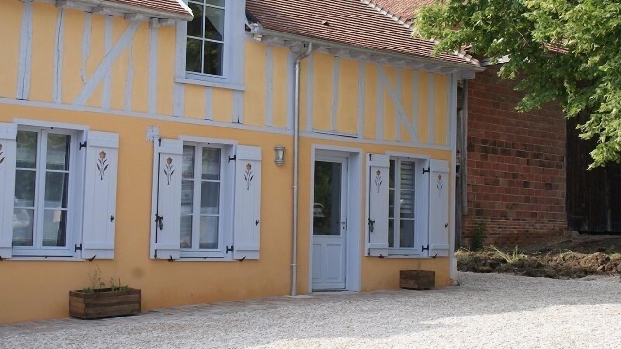 Photo of Outdoor in Clerey