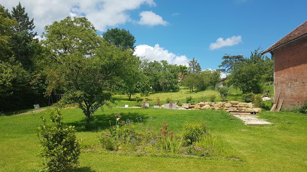 Photo of Outdoor in Clerey