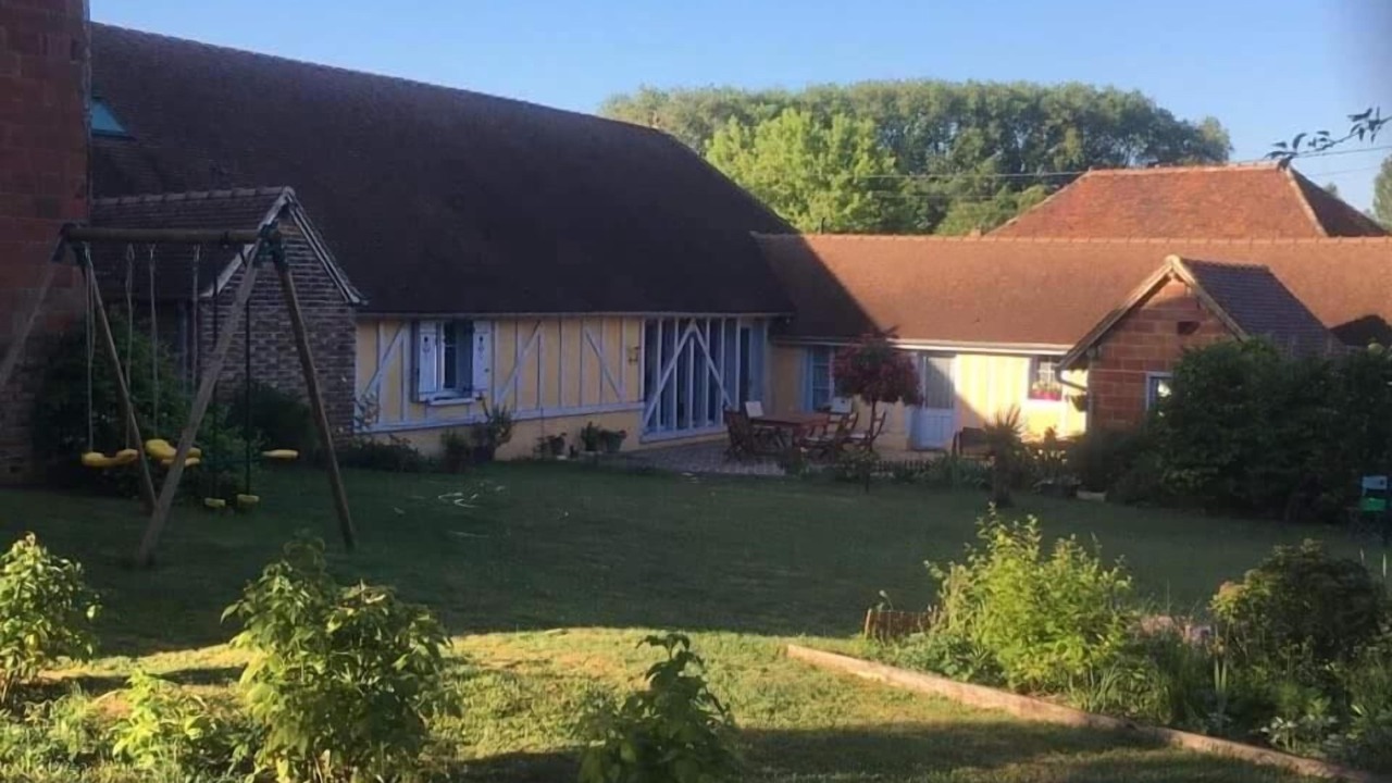 Photo of Outdoor in Clerey