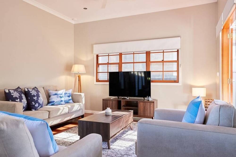 Photo of Livingroom in Cessnock