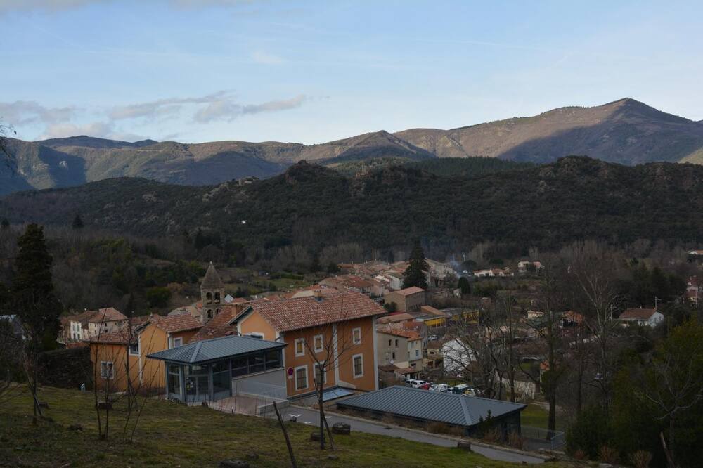 Photo of Outdoor in St Gervais sur Mare