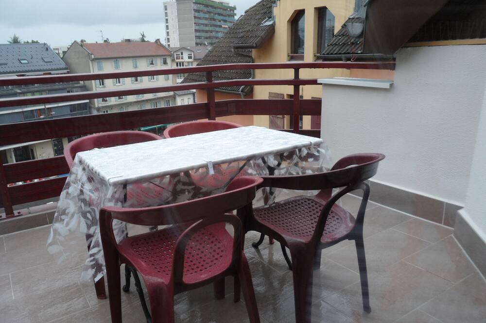 Photo of Patio Balcony in Thonex