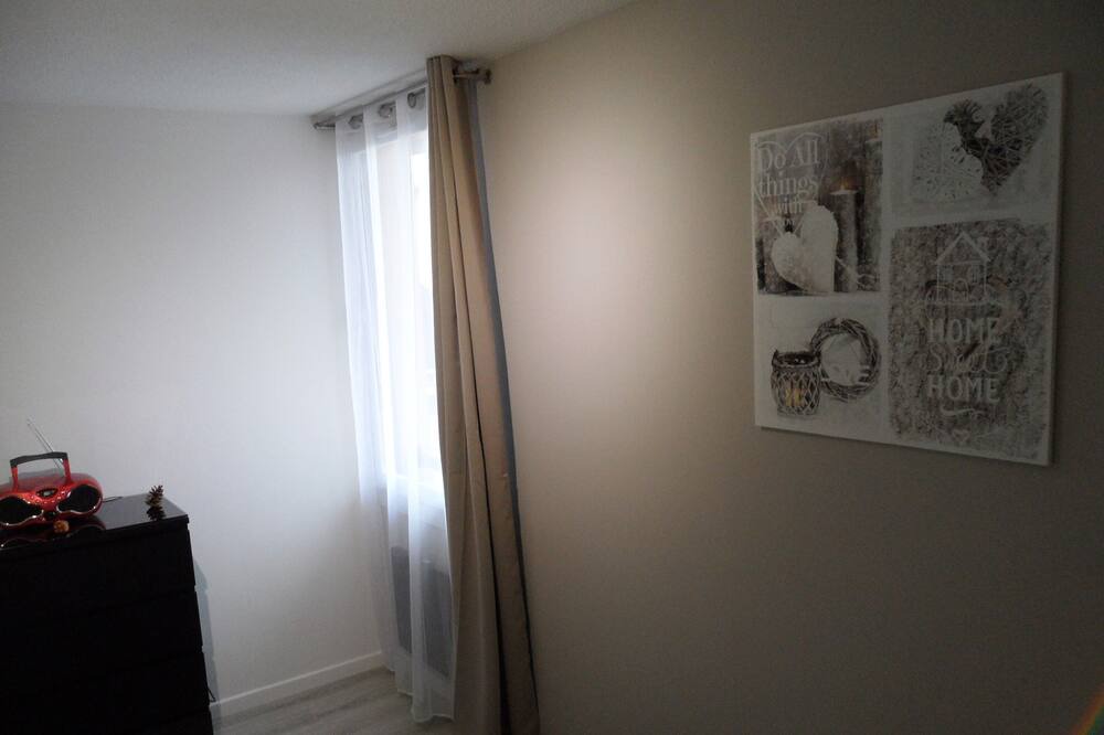 Photo of Bedroom in Thonex