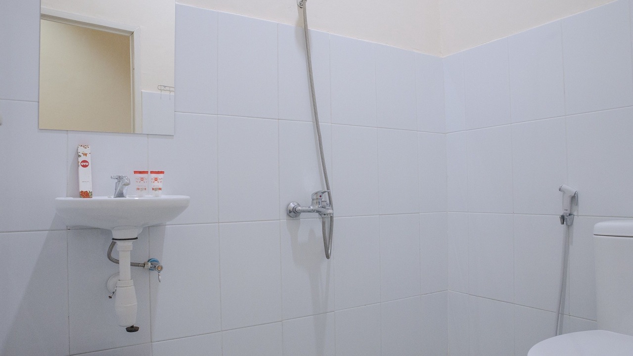 Photo of Bathroom in Pontianak