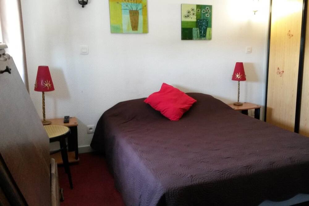 Photo of Bedroom in Montcalm