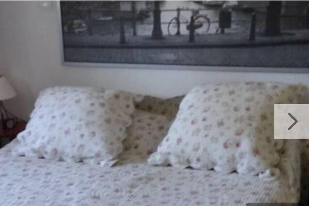 Photo of Bedroom in Montcalm