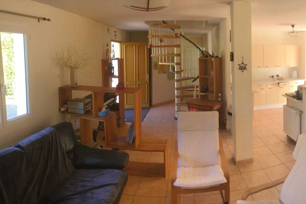 Photo of Livingroom in Die