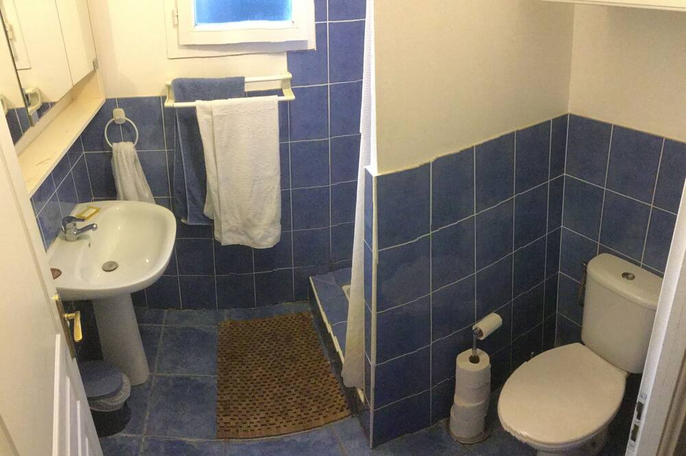 Photo of Bathroom in Die