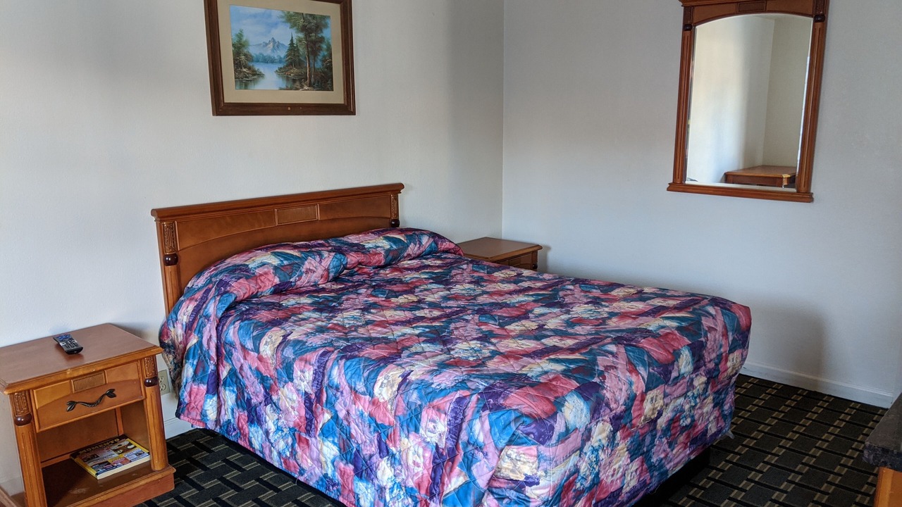 Photo of Bedroom in Cherryland