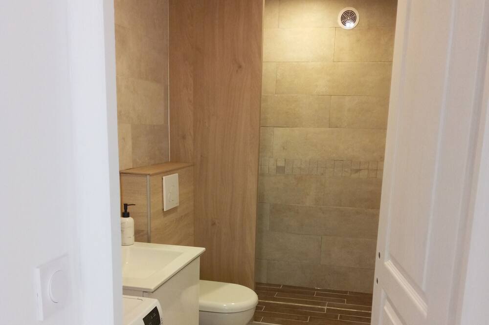 Photo of Bathroom in Estanove